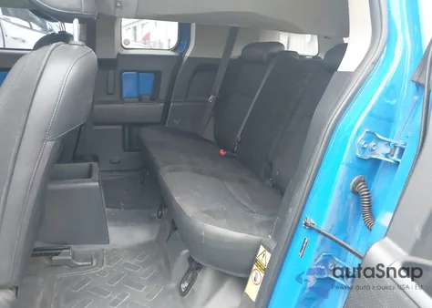 2007 Toyota Fj Cruiser из США, поврежденный, VIN JTEBU11F970077056